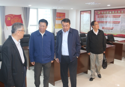青海省副省長、省國資委黨委書記、主任王黎明，蒞臨省物產(chǎn)集團調(diào)研指導(dǎo)工作